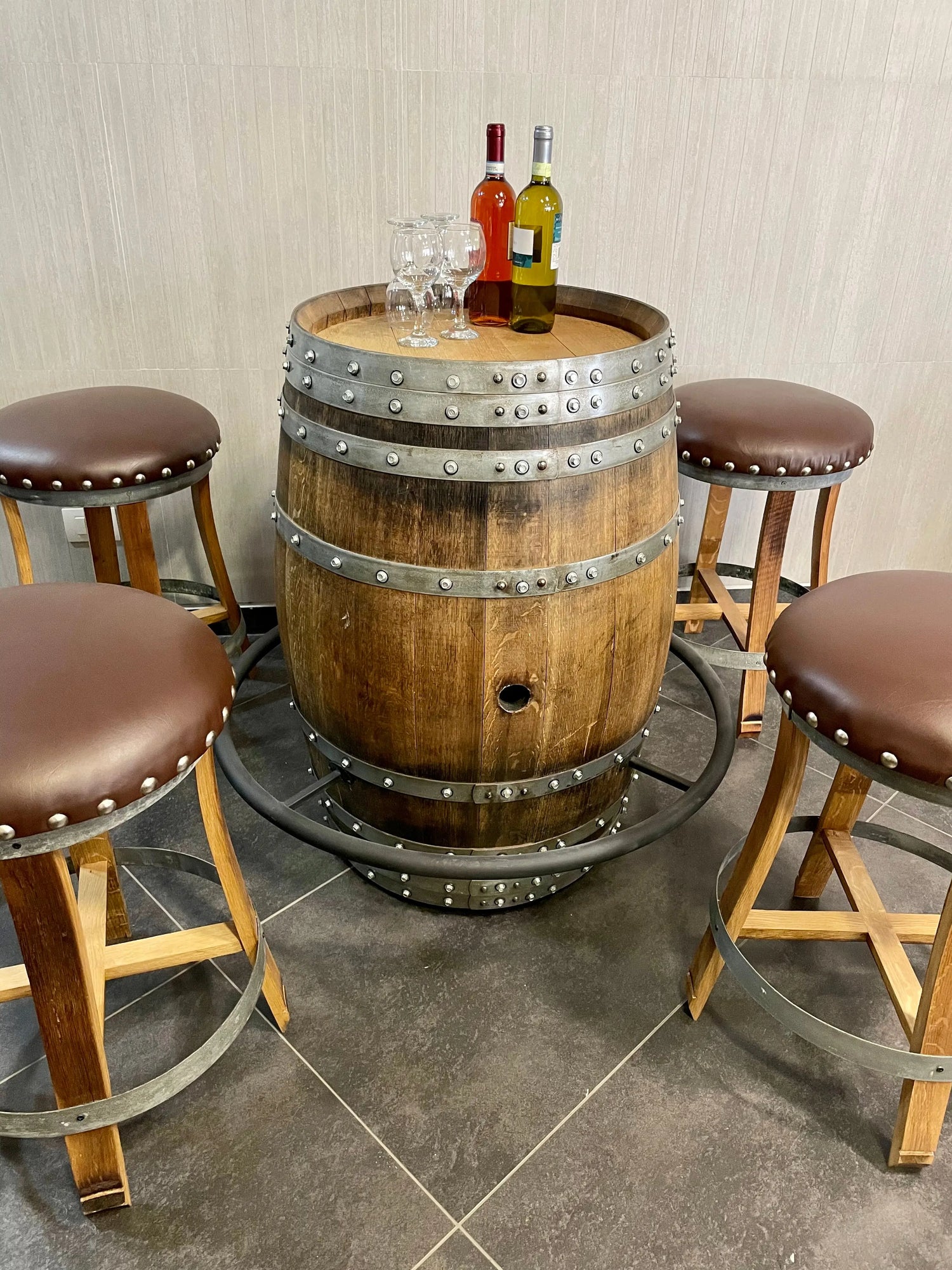 How-to-waterproof-wine-barrel Oak Wood Wine Barrels