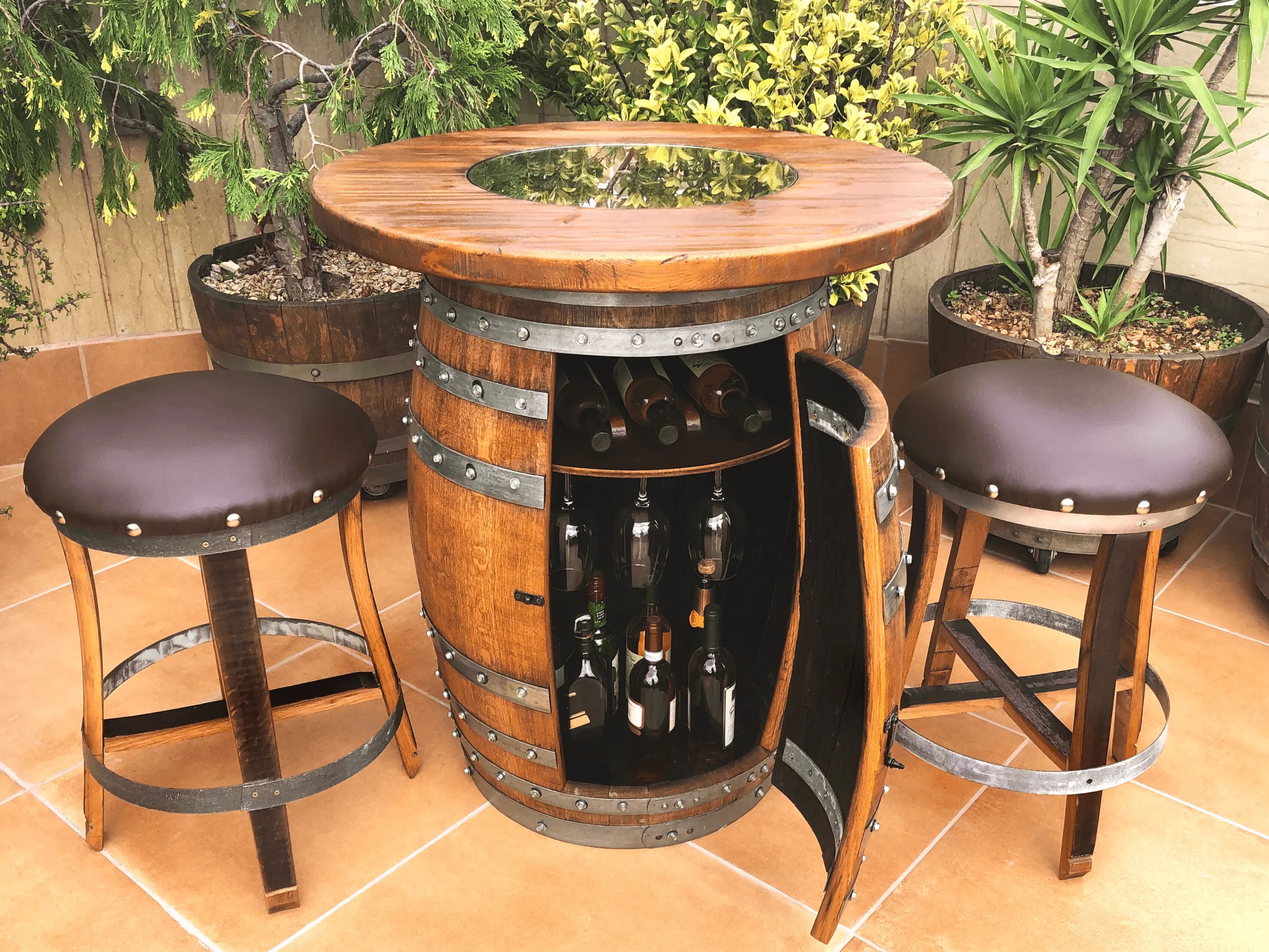 Barrel bar table and chairs deals