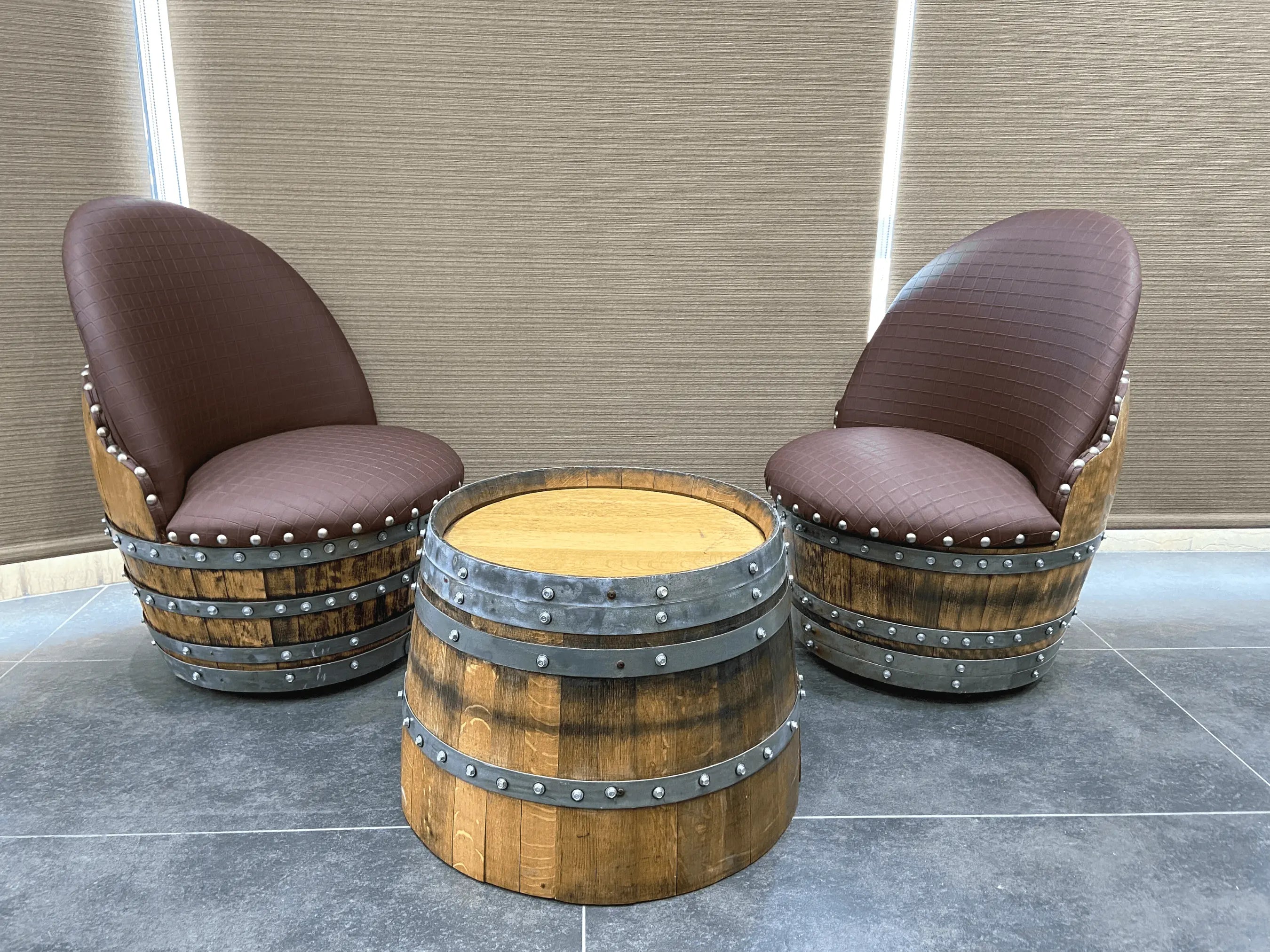 Wine Round Coffee Table Set with Chairs Rustic Whiskey – Oak